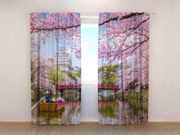 Photo curtain: SPRING IN THE JAPANESE HIMEJI CASTLE