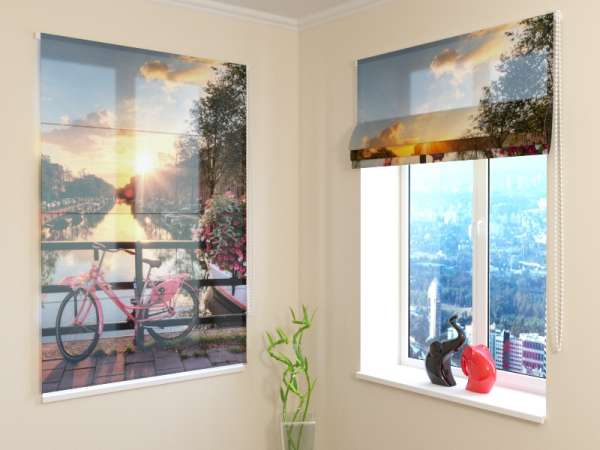 Roman blind: BEAUTIFUL SUNRISE OVER AMSTERDAM