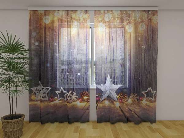 Chiffon curtain: GLOWING CHRISTMAS DECORATIONS