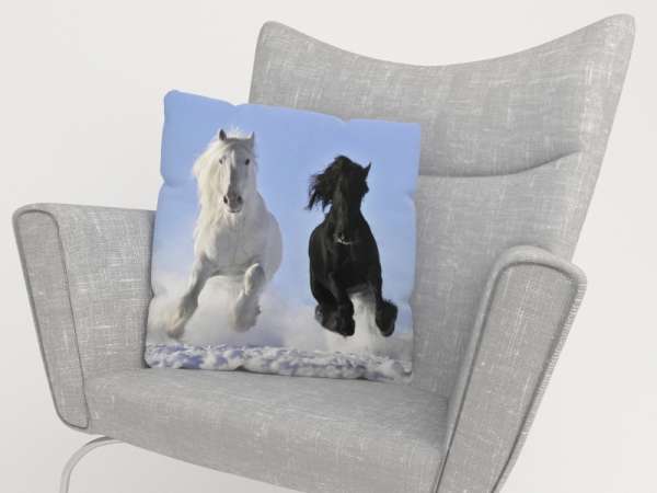 Pillowcase: WHITE AND BLACK HORSES