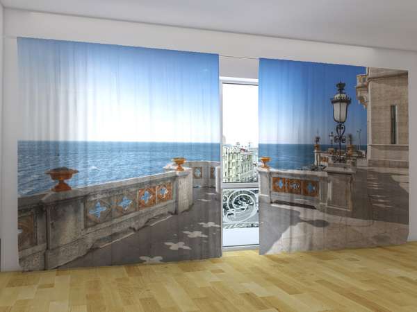 Panoramic curtain: SWALLOWS NEST