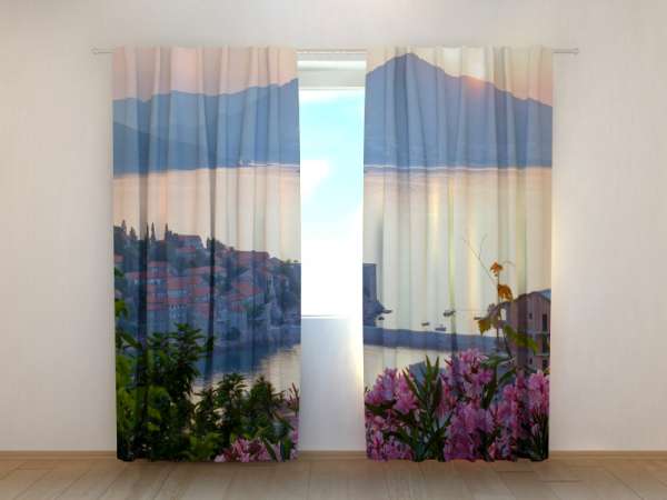 Photo curtain: SUNRISE