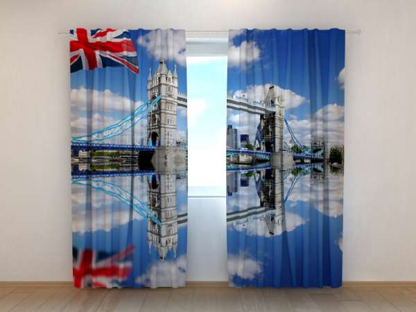 Photo curtain: FLAG OVER TOWER BRIDGE
