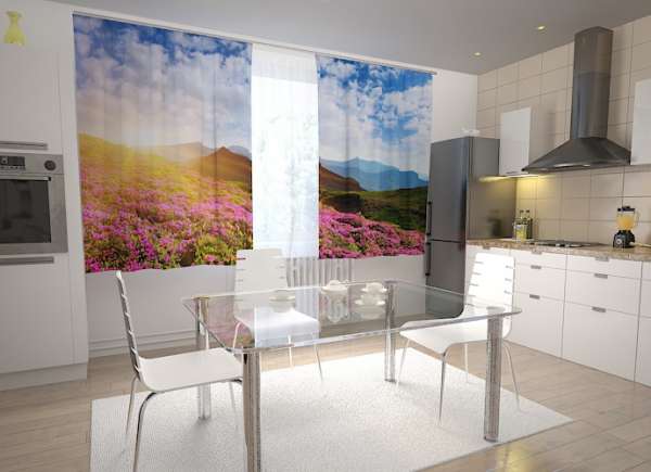 Kitchen curtain: FLOWERS AND MOUNTAINS