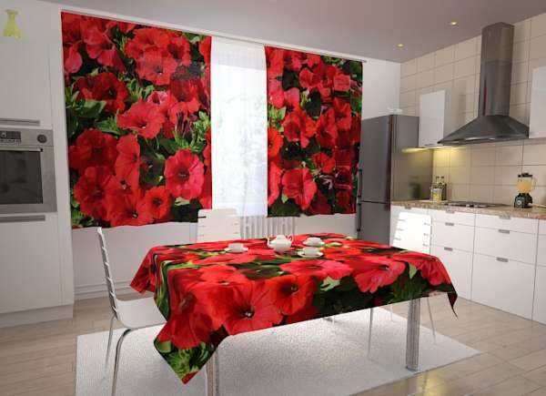 Kitchen curtain: RED PETUNIAS